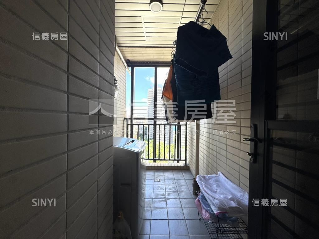 皇翔ＰＡＲＫ美輪美奐房屋室內格局與周邊環境