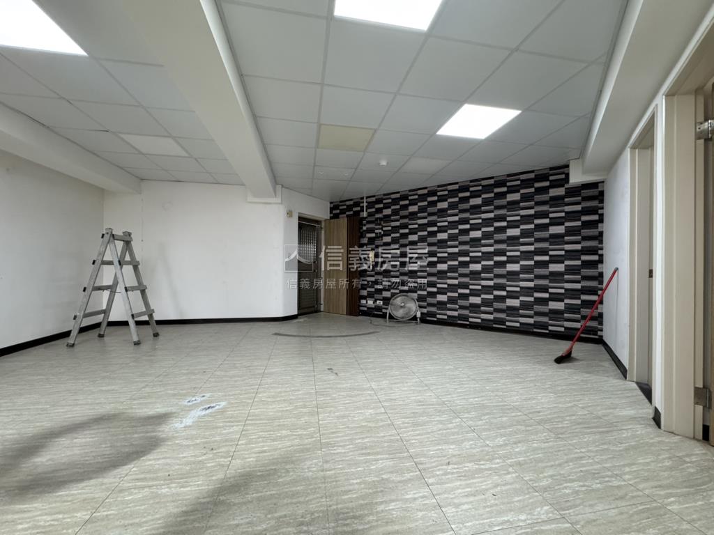 吉林鴻運電梯住辦房屋室內格局與周邊環境