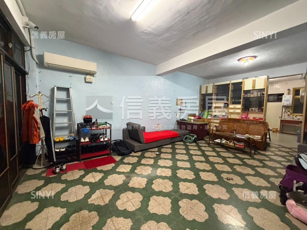 近中路重劃區靜巷透天房屋室內格局與周邊環境