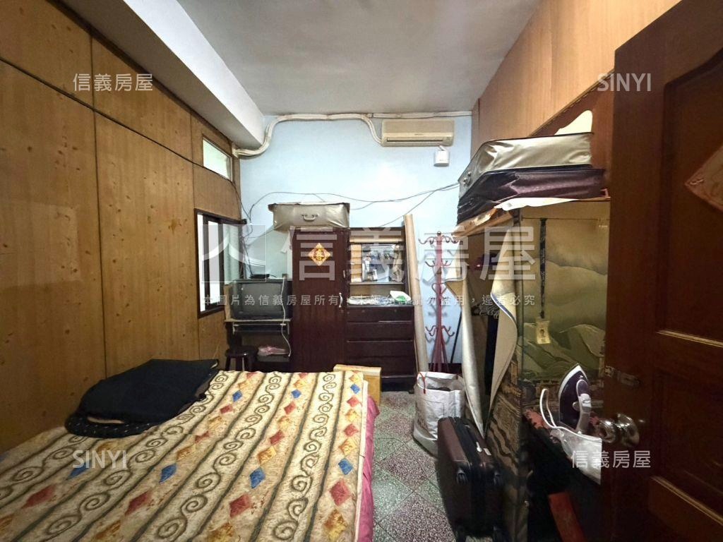 近中路重劃區靜巷透天房屋室內格局與周邊環境