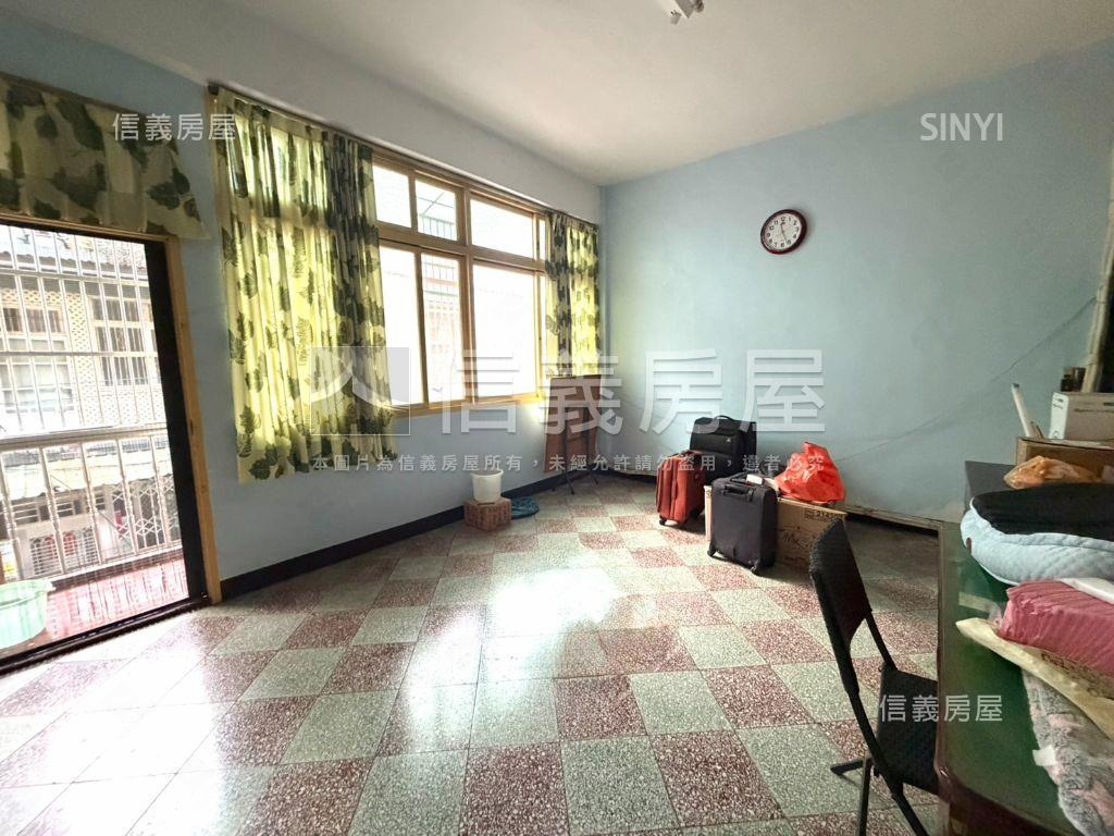 近中路重劃區靜巷透天房屋室內格局與周邊環境