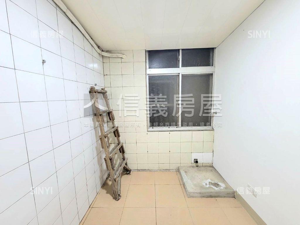 近區公所方正美寓房屋室內格局與周邊環境