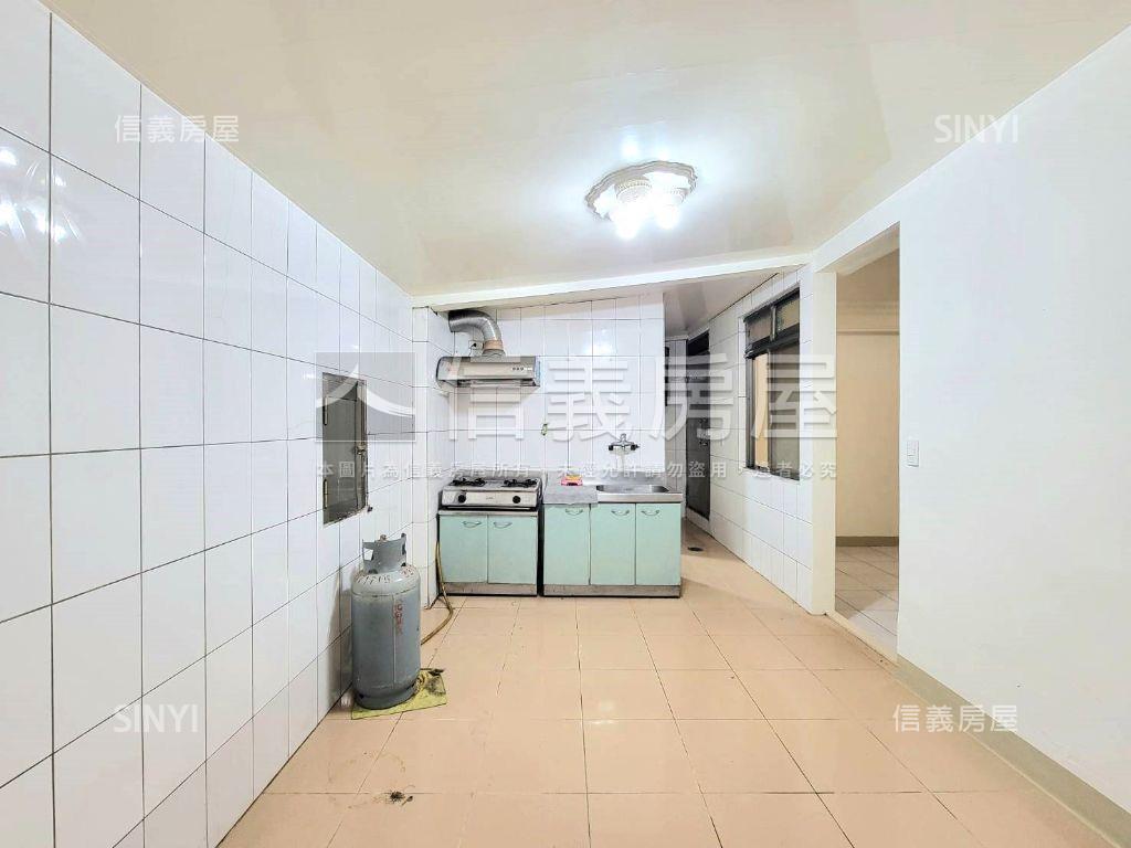 近區公所方正美寓房屋室內格局與周邊環境