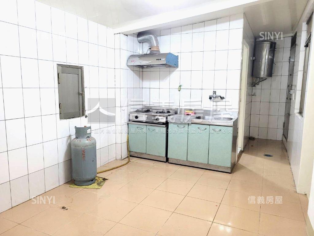 近區公所方正美寓房屋室內格局與周邊環境