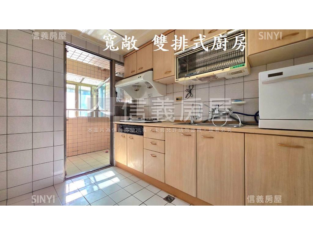 ＜新接＞榮鼎社區三房車位房屋室內格局與周邊環境