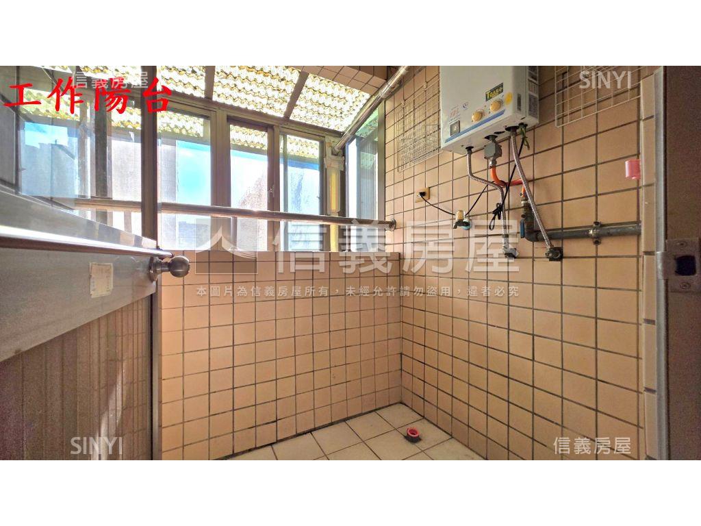 ＜新接＞榮鼎社區三房車位房屋室內格局與周邊環境