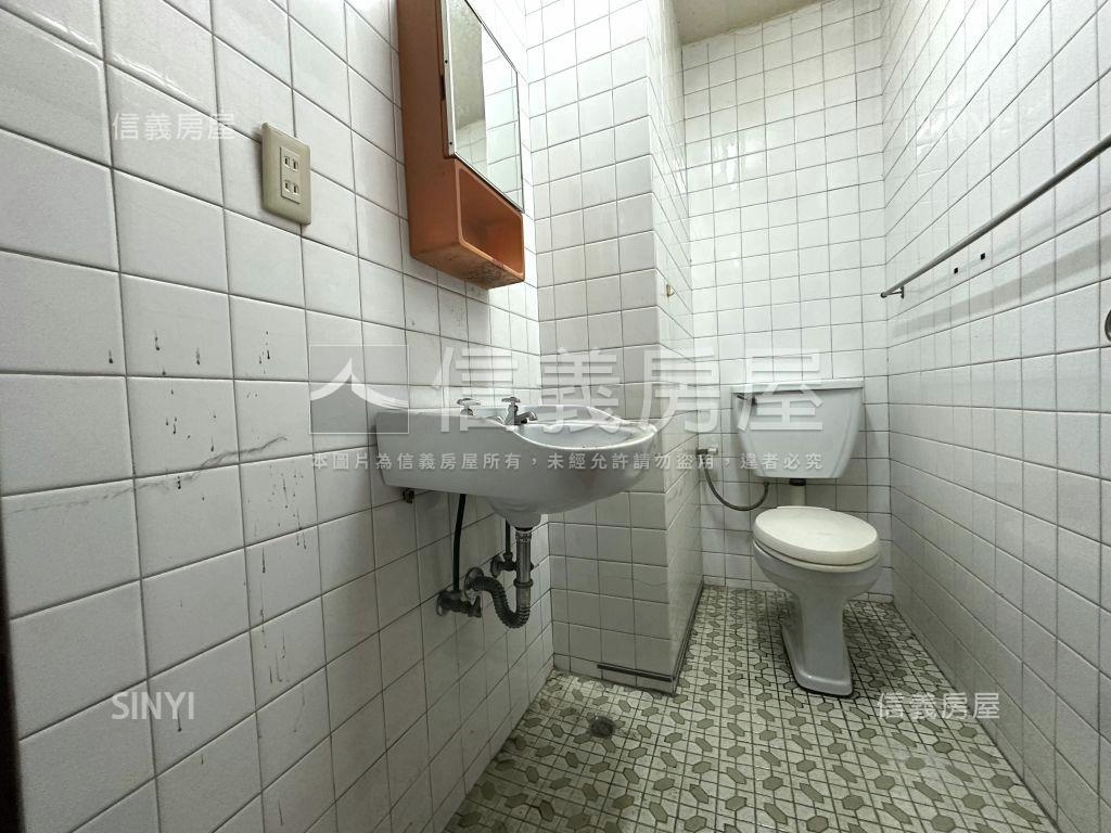 未來捷運秀明大空間頂加房屋室內格局與周邊環境