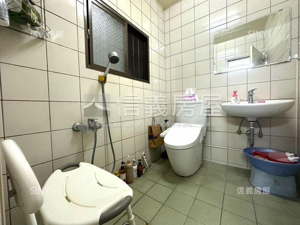 未來捷運秀明大空間頂加房屋室內格局與周邊環境