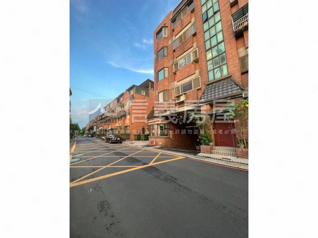 龍潭採光美妝三房車房屋室內格局與周邊環境