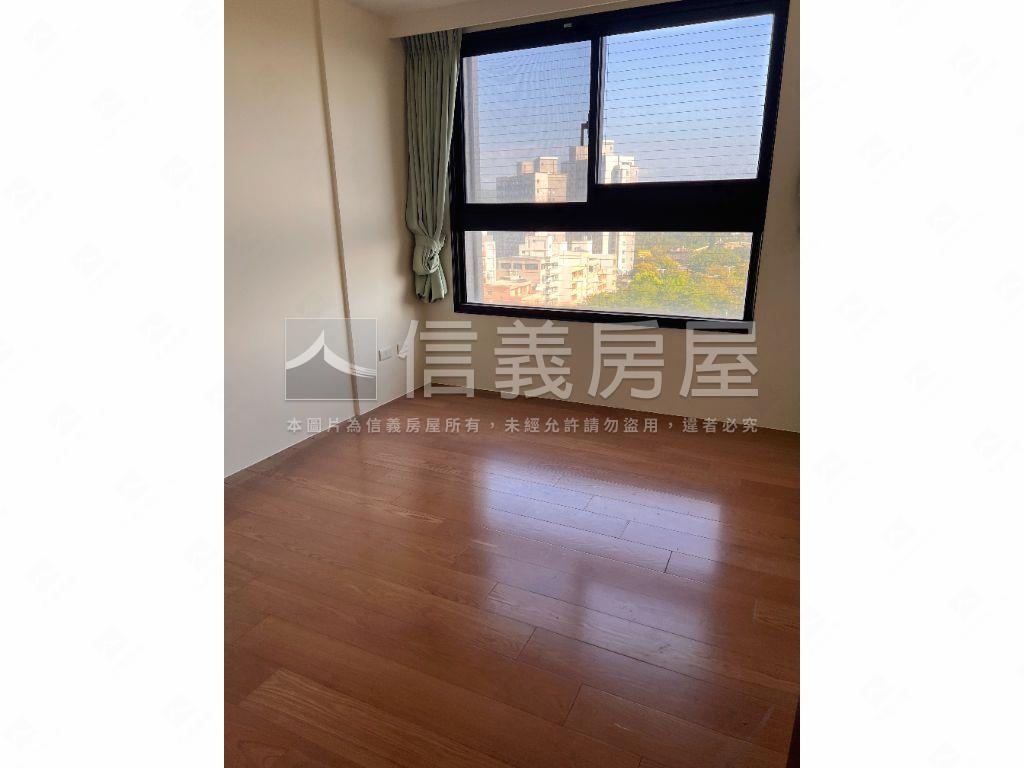 明日軸高鐵大四房房屋室內格局與周邊環境