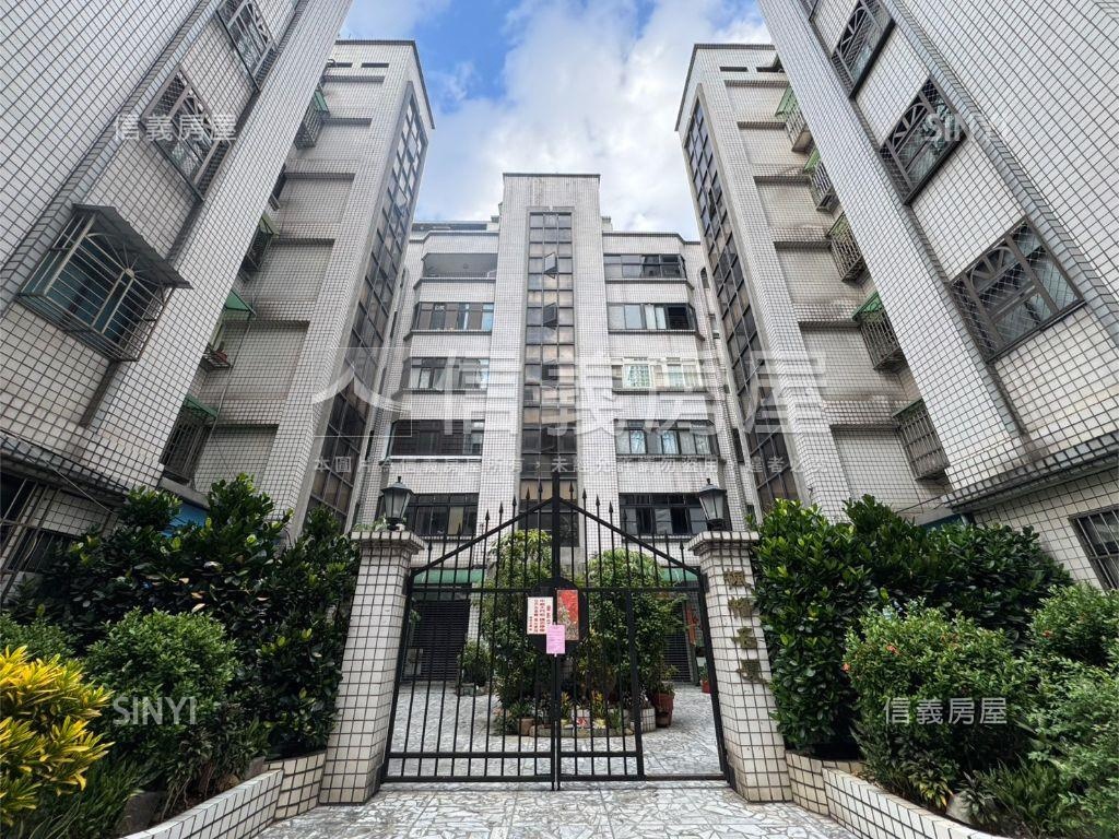低公設華廈四房車位房屋室內格局與周邊環境