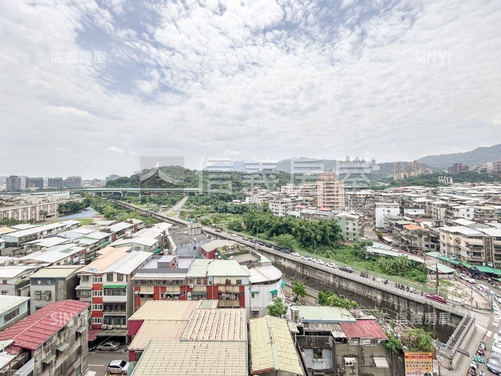 誠意出售景觀佳地點好三房房屋室內格局與周邊環境