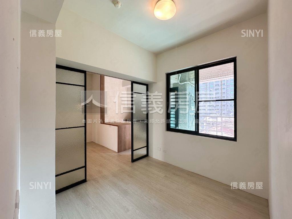 美術館綠景近輕軌三房平車房屋室內格局與周邊環境