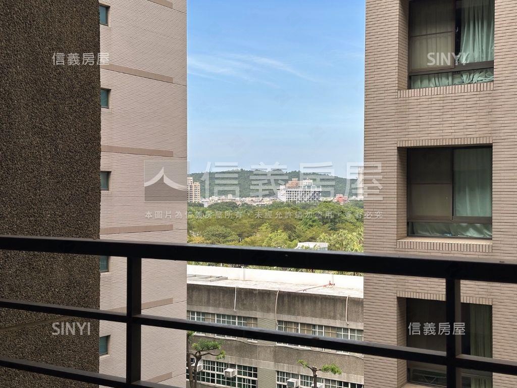 美術館綠景近輕軌三房平車房屋室內格局與周邊環境