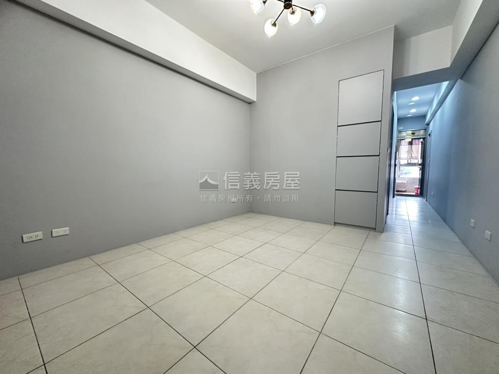 當代藝術美裝大套房房屋室內格局與周邊環境