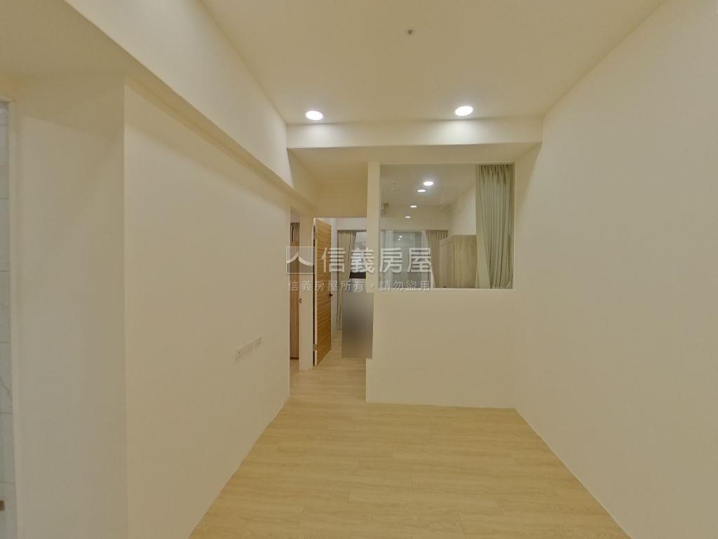 金城舞都心花園低總出售房屋室內格局與周邊環境