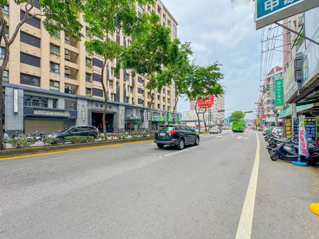 烏日土地讚房屋室內格局與周邊環境