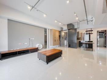 大城雲杉裝潢戶