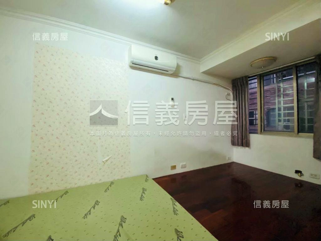 【次頂樓】西屯大三房房屋室內格局與周邊環境