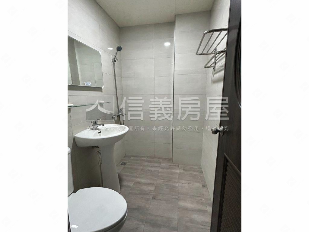 近前金站・靜巷正街透天房屋室內格局與周邊環境