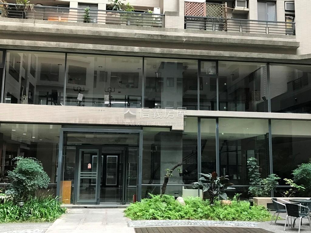 專任城市之星三房平車房屋室內格局與周邊環境