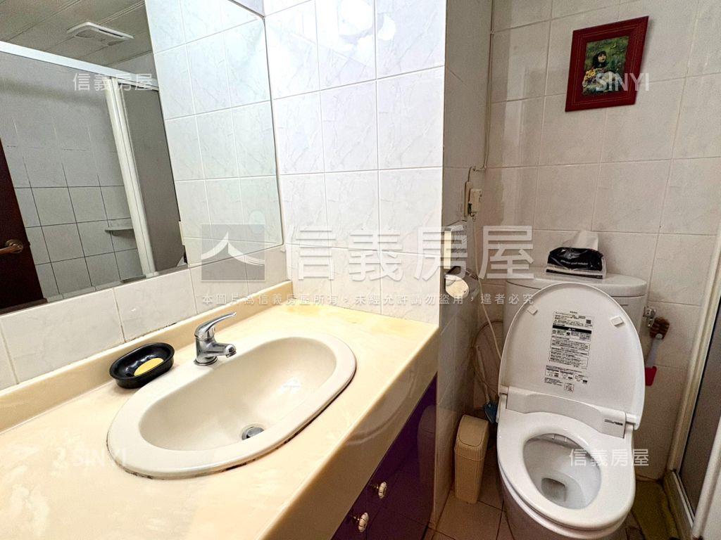 景平東帝市高樓景觀挑高宅房屋室內格局與周邊環境