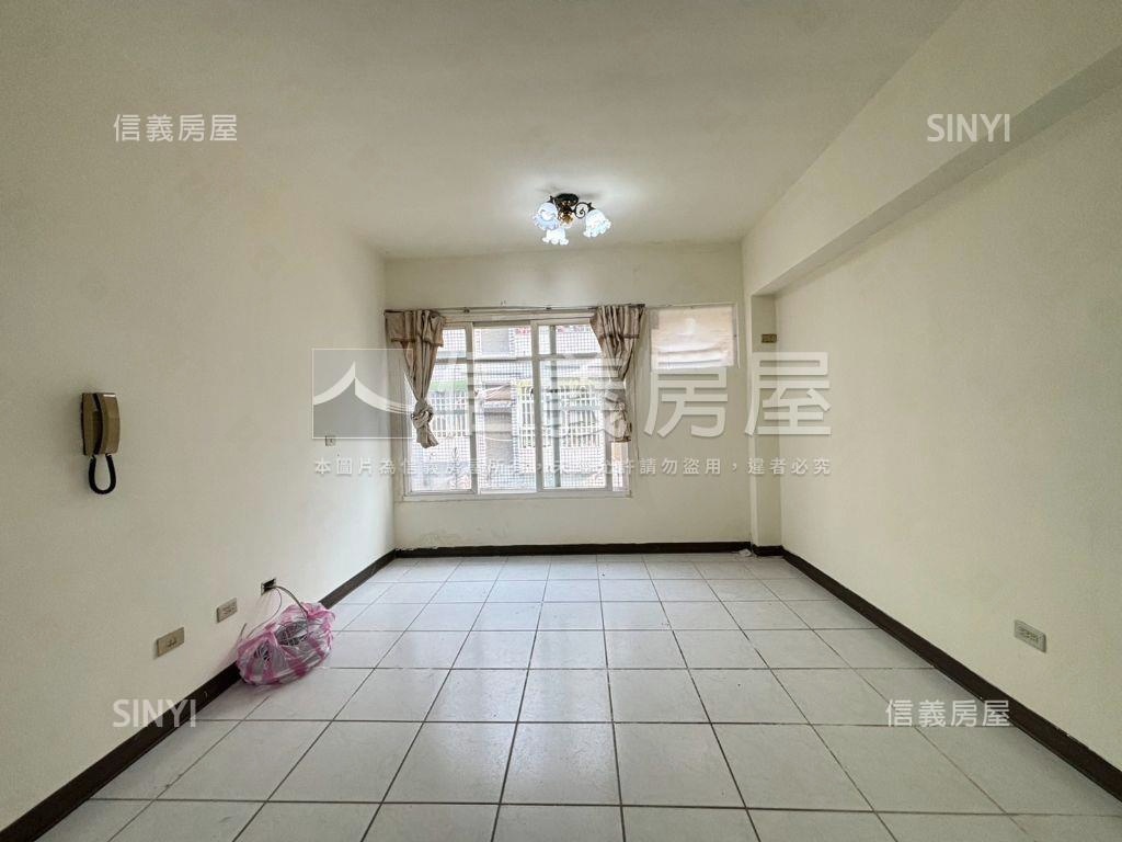 伯爵博市成家三房車位房屋室內格局與周邊環境