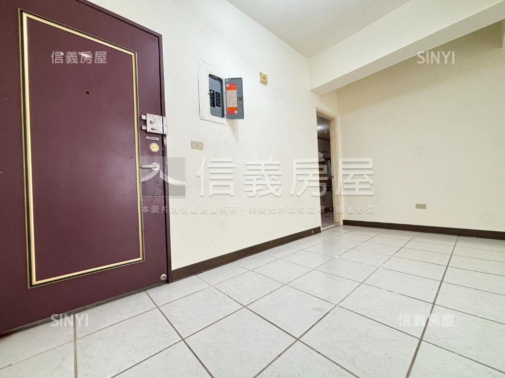 伯爵博市成家三房車位房屋室內格局與周邊環境