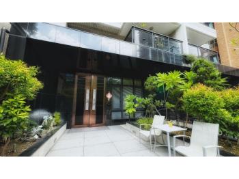 美術館森林系高質感樓店