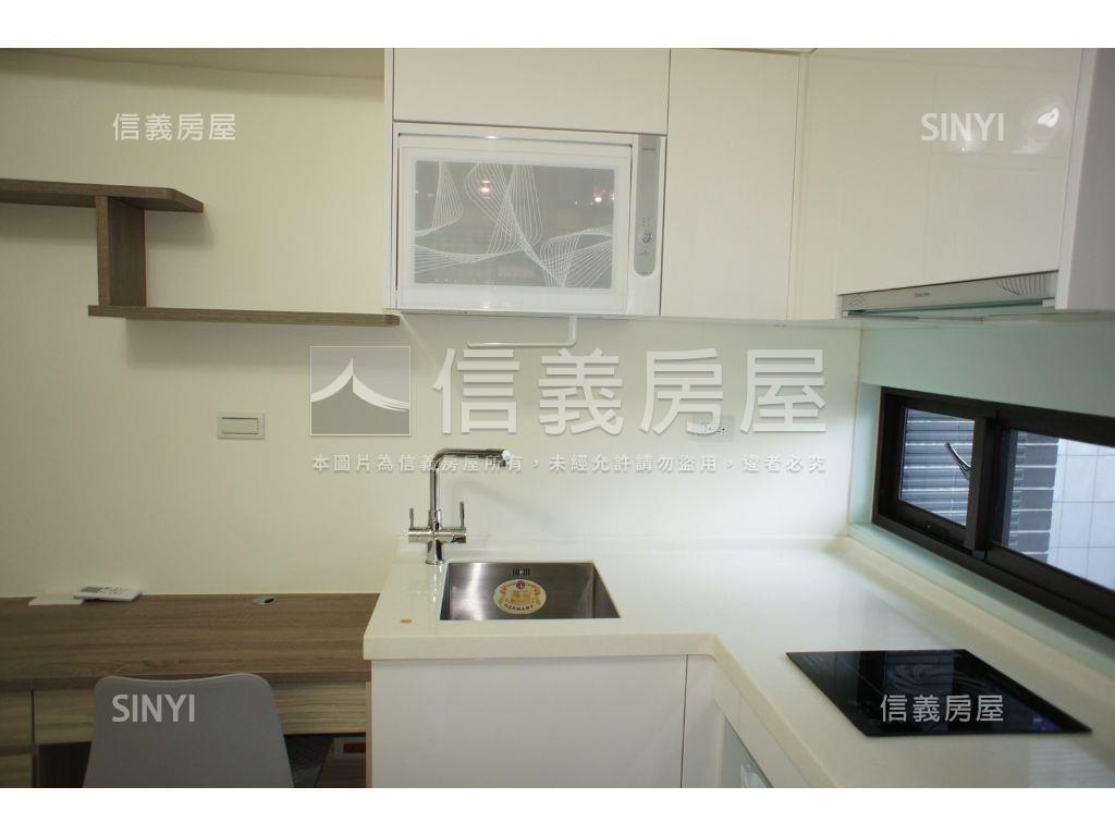 精緻西門美居套房房屋室內格局與周邊環境