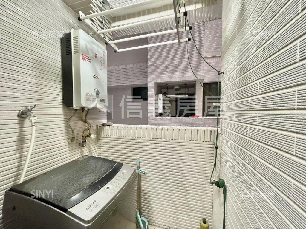 站前ＣＡＳＡ質感兩房車位房屋室內格局與周邊環境