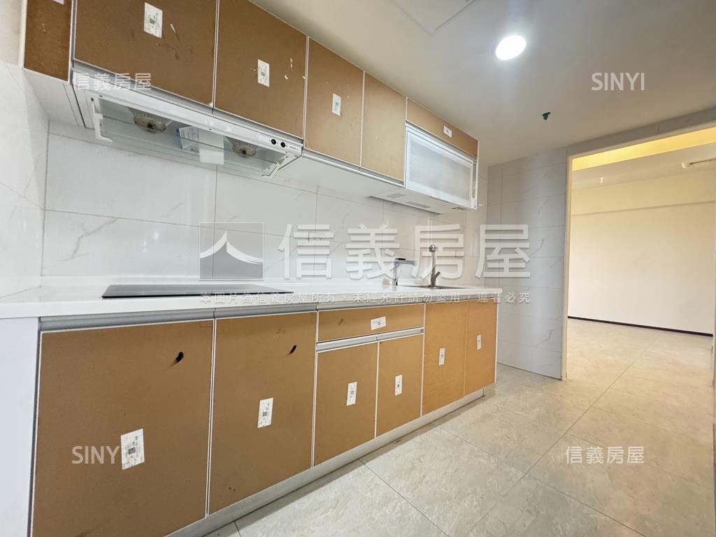 海天一色綠意盡收眼底宅房屋室內格局與周邊環境