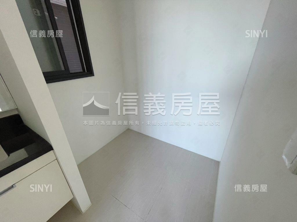 青埔高鐵Ａ１９三房景觀宅房屋室內格局與周邊環境