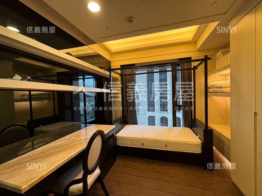 京城圓頂景觀三房平車房屋室內格局與周邊環境