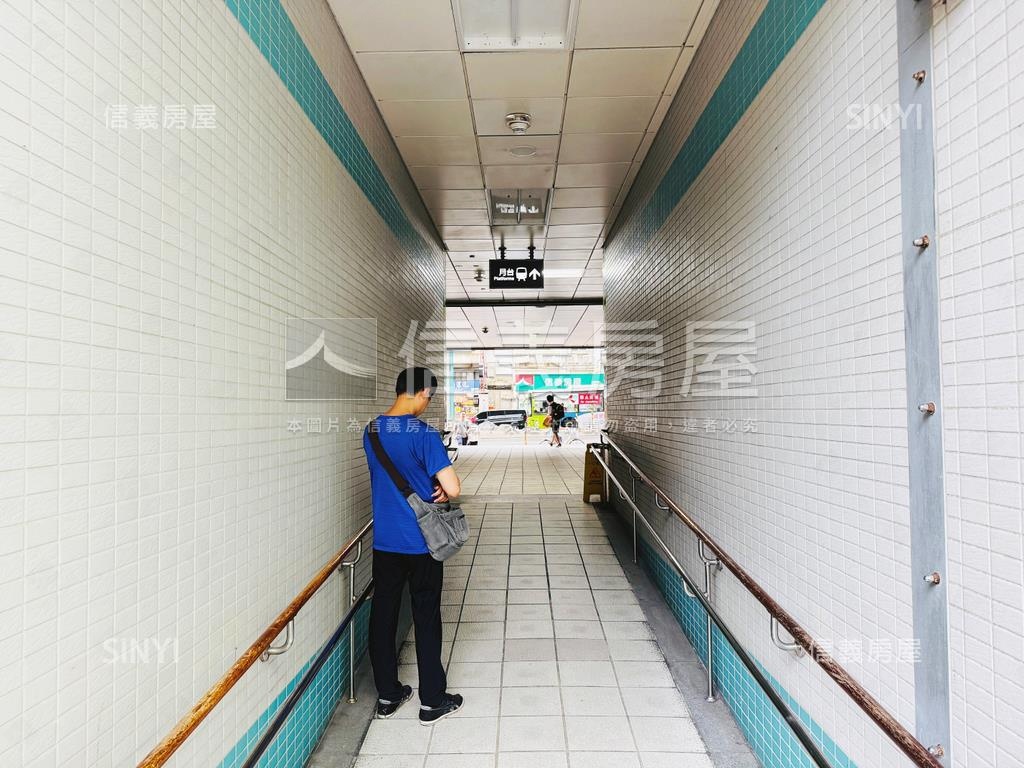 【專任】湖水裔朝南大空間房屋室內格局與周邊環境