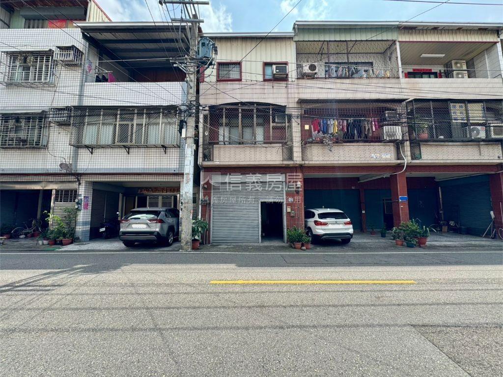雙面活路地４１坪透店房屋室內格局與周邊環境