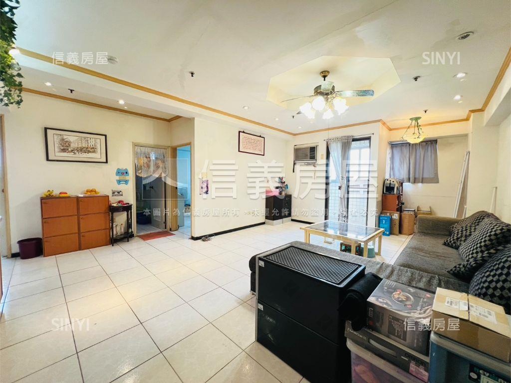 東湖樂高平面四房雙車位房屋室內格局與周邊環境