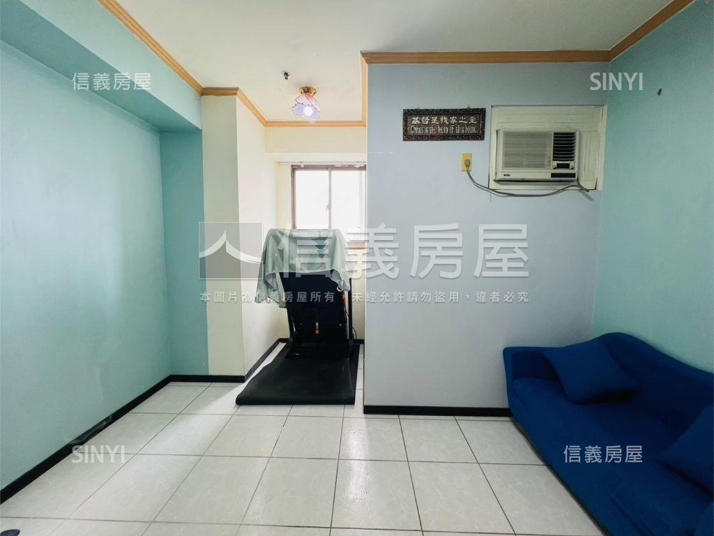 東湖樂高平面四房雙車位房屋室內格局與周邊環境