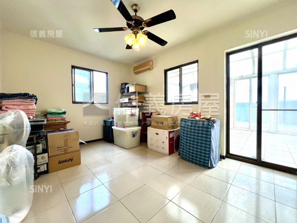 東湖樂高平面四房雙車位房屋室內格局與周邊環境