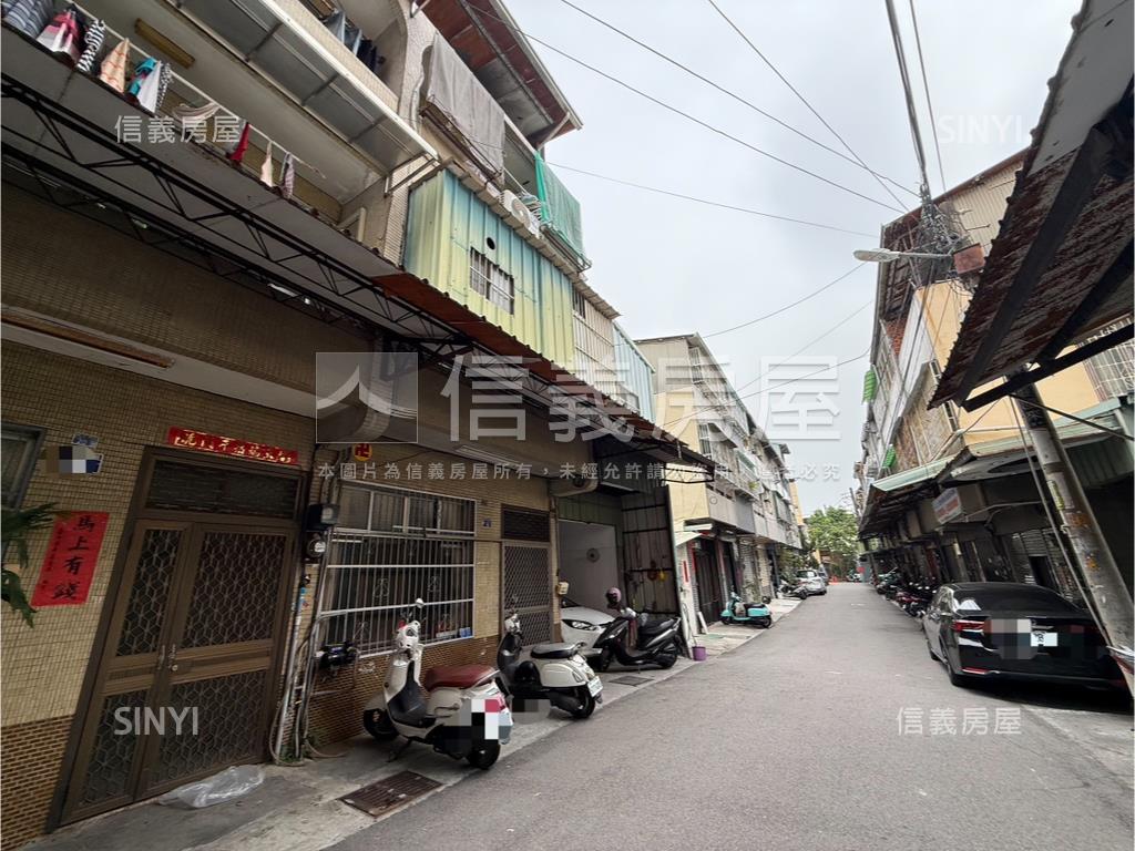 大里大地坪邊間透天房屋室內格局與周邊環境