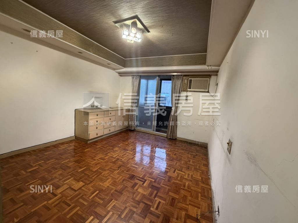 福和邊間採光靓四房房屋室內格局與周邊環境