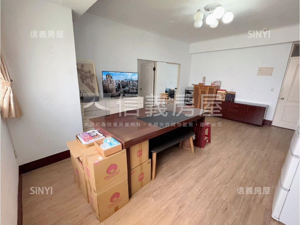 邊間低總價採光三房房屋室內格局與周邊環境