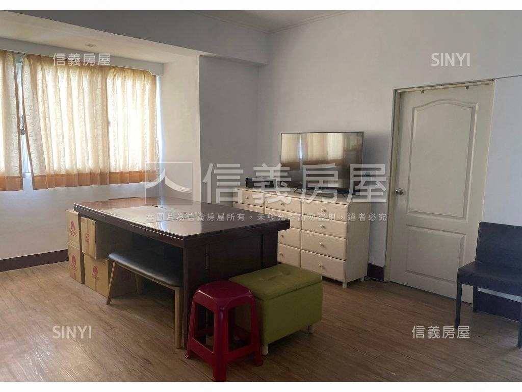 邊間低總價採光三房房屋室內格局與周邊環境