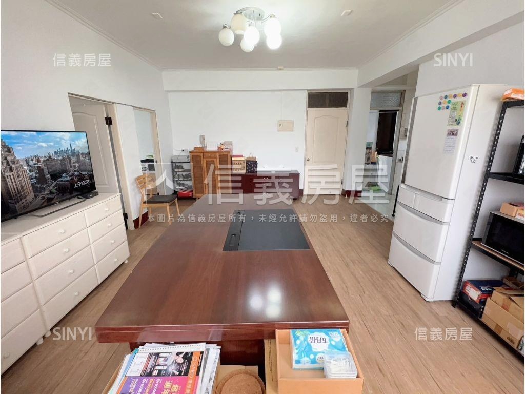 邊間低總價採光三房房屋室內格局與周邊環境