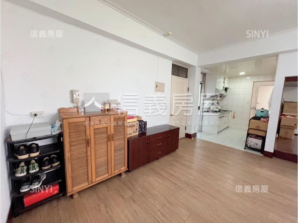 邊間低總價採光三房房屋室內格局與周邊環境