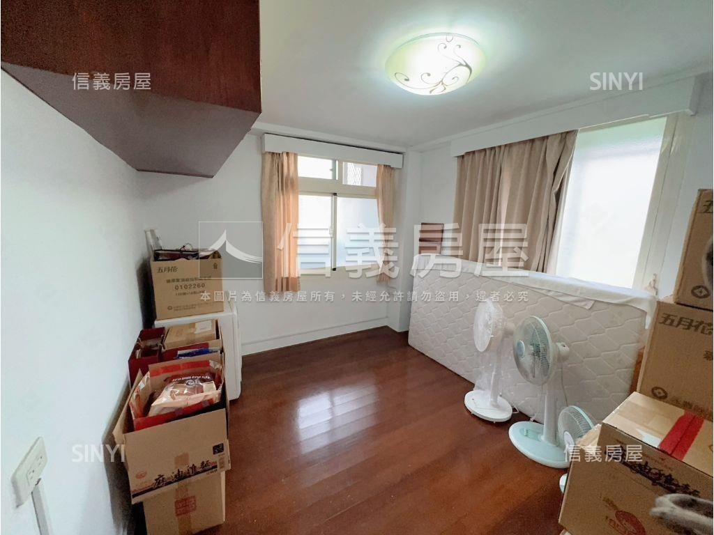 邊間低總價採光三房房屋室內格局與周邊環境