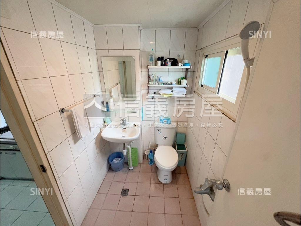 邊間低總價採光三房房屋室內格局與周邊環境