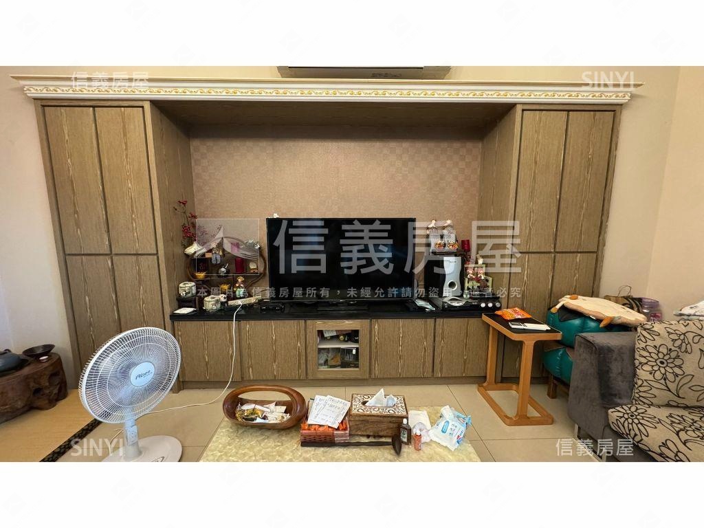 １１期大面寬黃金店墅房屋室內格局與周邊環境