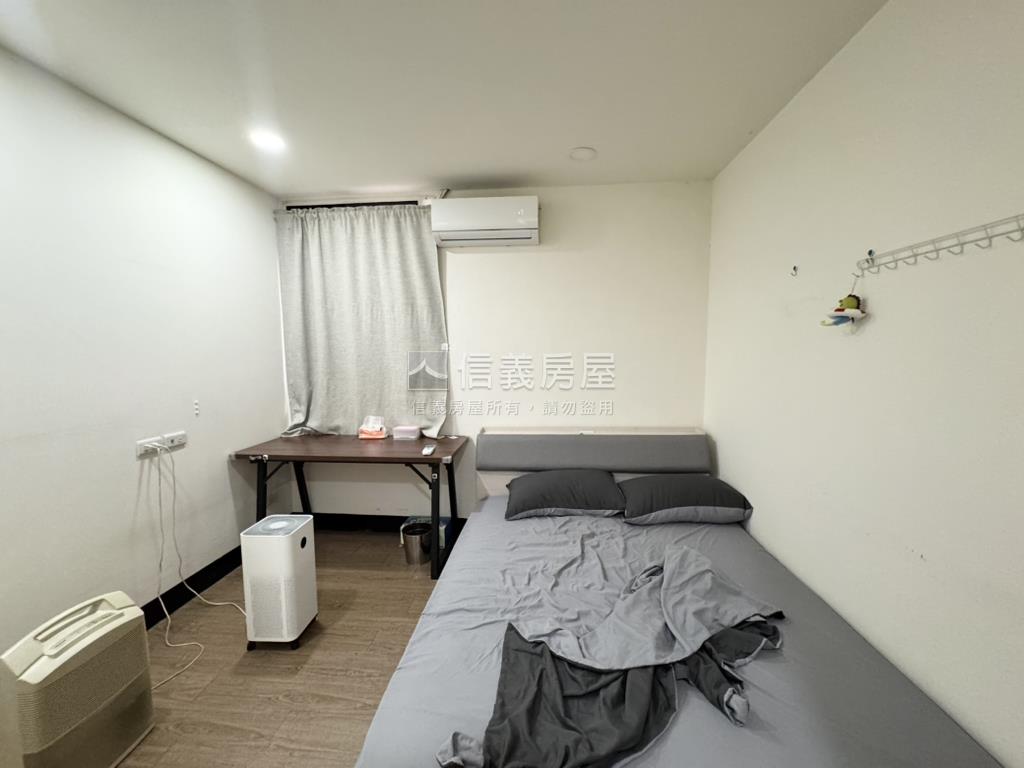 捷運新莊精品參房二樓房屋室內格局與周邊環境