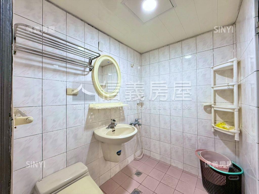 激推近台積電活巷車庫透天房屋室內格局與周邊環境